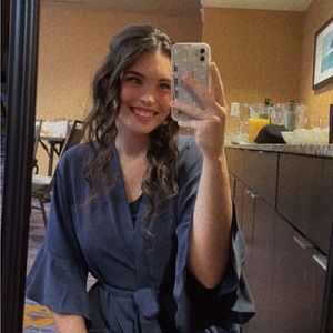 Meet your Posher, Brooke